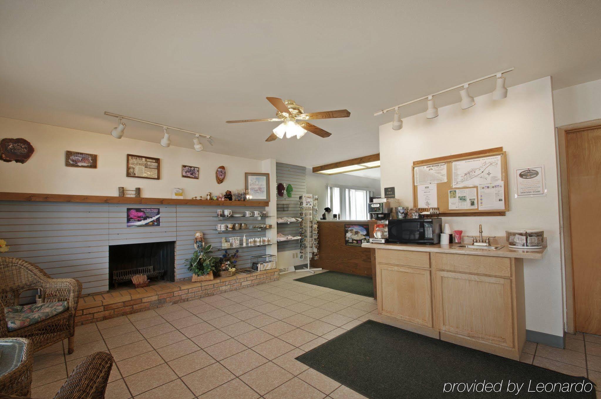 Deer Lodge Motel 선댄스 외부 사진